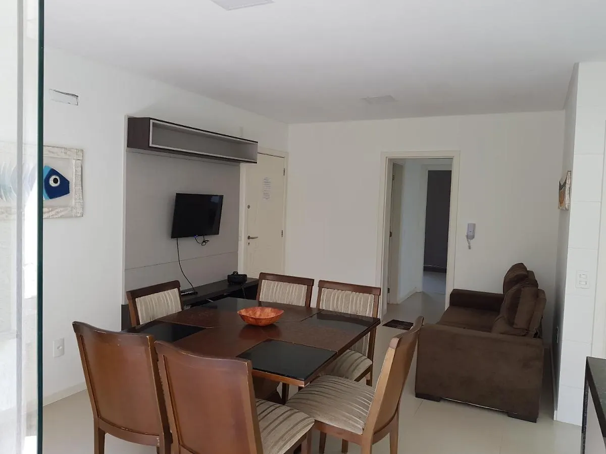Bombinhas Sc 200 Metros Da Praia Apartment
